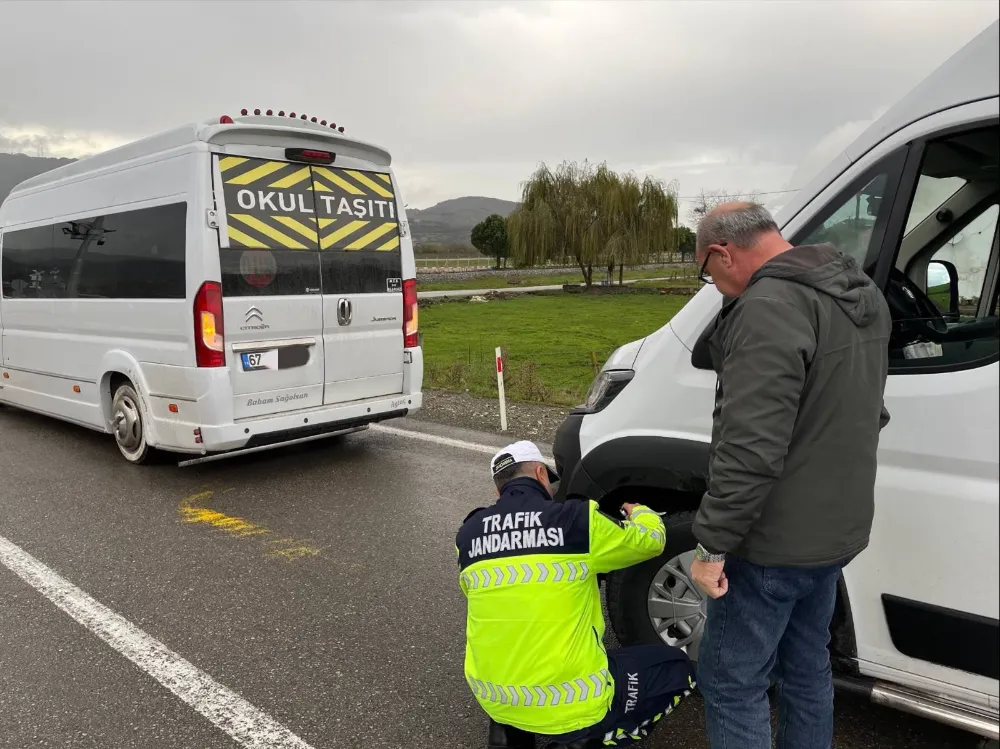 Kış lastiği denetimleri yapıldı...